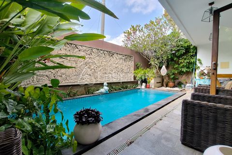 Bali’s Best: A Umalas Leasehold Villa with Contemporary Chic and Comfort price at IDR 3.5 Billion until year 2044 (negotiable) Tucked away in Umalas, Bali, you’ll find a gem of a leasehold villa that’s all about blending swanky design with the cozy c...