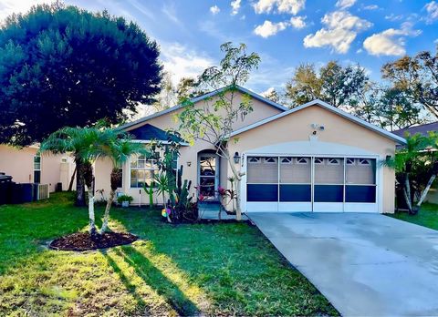 Home is Centrally Located in the Orlando Area near major thoroughfares the 417 and the 408 that provide quick and easy access to Downtown Orlando, UCF, International Dr. and the major Theme Parks as well as many other destinations of interest in the ...