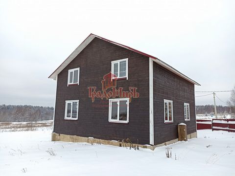 Арт. 18402306 Предлагаю Вашему вниманию дом расположенный по адресу Владимирская область Александровский район м.о. Следневское ДПК Княжеская Слобода. Дом зарегистрирован как жилой. Подходит под материнский капитал и ипотеку. ДОМ 170 м² : Дом размеро...