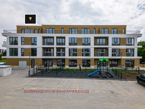 L’agence immobilière Diamond Home vous présente un appartement de deux chambres avec véranda dans un nouveau complexe résidentiel. Il est situé au début du quartier calme et paisible. Belomorski, avec vue sur le parc et les montagnes des Rhodopes. L’...