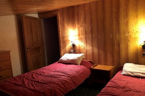 Diese ferienwohnung in Les Deux Alpes mit 3 Schlafzimmer und hat eine Kapazität für 8 personen. Unterkunft Unterkunft hat 62 m² befindet sichkomfortable und geräumige, Die Unterkunft befindet sich in der Nähe von direkt am skigebiet, mit Blick auf di...