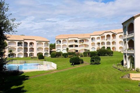 ResidenceLes Appartements de Moliets znajduje się na prestiżowym polu golfowym Moliets, 1 godzinę drogi od Biarritz, pomiędzy morzem a lasem, w małym zakątku raju na wybrzeżu Landes. Znajduje się zaledwie 600 m od plaży i oferuje komfortowe, dobrze w...