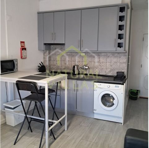 Disponible a partir del 15 de septiembre: Excelente iluminación natural, amueblada y equipada, en Quarteira. Este apartamento de 1 dormitorio, situado en el centro de Quarteira, Algarve, destaca por su privilegiada ubicación y excelente estado de con...