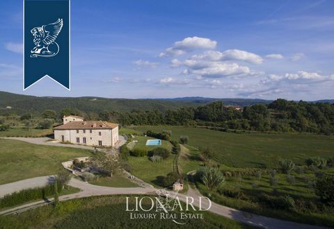 This 19th century farm for sale in the province of Terni, is immersed in fourteen hectares of land cultivated with olive groves with its own production of extra virgin olive oil. The property consists of a barn and two old stone farmhouses. The groun...