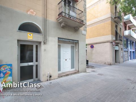 Oportunidade única de renovar uma casa no rés-do-chão e ao nível da rua. Localizado na cobiçada área de Nápoles/Diagonal, a poucos passos da majestosa Sagrada Família. Com uma área construída de 55 metros quadrados, esta propriedade oferece uma tela ...