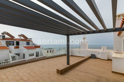 Fabulous two bedroom penthouse apartment, walking distance to Albufeira beach. Apartment located in a building which is very close to Inatel beach in Albufeira. Will be sold furnished and equipped, consists of two en-suite bedrooms and a third comple...