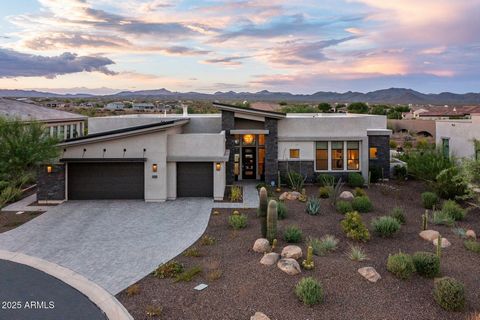 This Stunning Desert Contemporary Residence built by Toll Brothers stands unparalleled in its design. Located in the prestigious Golf community of Trilogy at Verde River, this 2022 built masterpiece offers a lifestyle of sophistication and serenity. ...