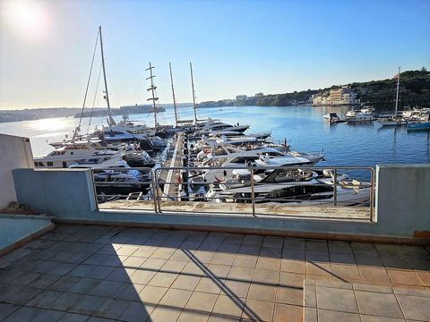 This fantastic duplex penthouse in the port of Mahón, MENORCA IS A CLOSE PARADISE, with stunning views of the port. With a generous area of 163 m², this property is perfect to move into.MENORCA IS A NEARBY PARADISE.The interior of this house has 3 be...