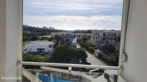 Discover your new home in the charming Quinta Nova, in Alvor! This 1+1 bedroom apartment is a true gem, offering a perfect combination of comfort and privileged location. With a balcony that provides stunning views of the countryside and the sea, you...