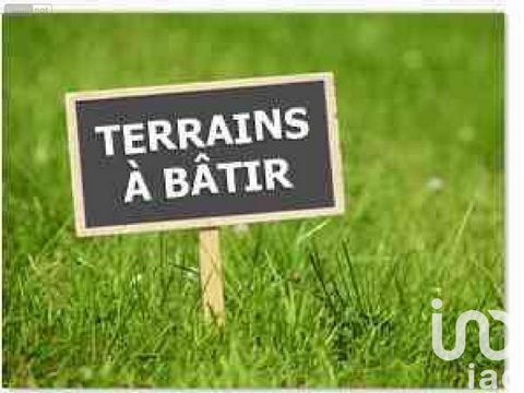 iad France - Marie Rousseau vous propose: Terrain à Bâtir – 10 304 m² – Projet de 14 Logements Minimum à Saint-Gonnery (56920) Avis aux lotisseurs et constructeurs Découvrez cette opportunité à Saint-Gonnery : un terrain à bâtir de 1,92 hectare (19 2...
