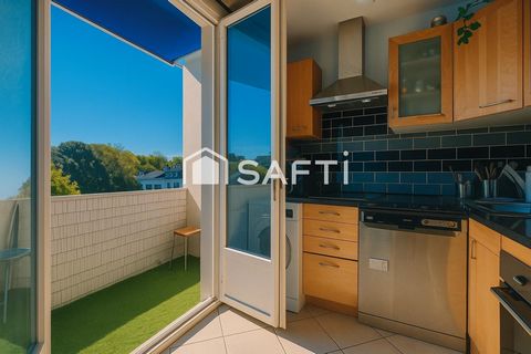 Studio lumineux avec balcon, cave et parking