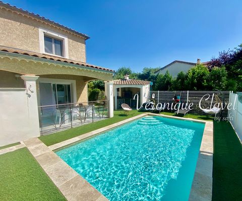 Belle villa de 2014 de 100m2 avec piscine et garage