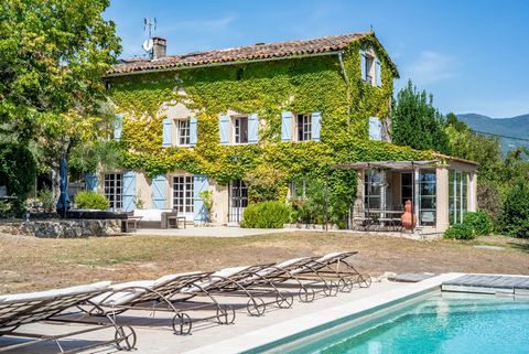 Charmante propriété du 19ème siècle au calme absolu