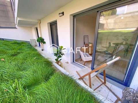 PROCHE METRO LIGNE 14 - LUMINEUX - TERRASSE ET JARDIN