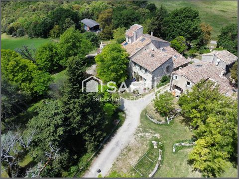 Propriété de 800m² habitable