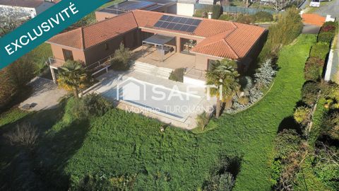 Pavillon 180m², 4 chambres + 1 bureau, 2128m² de terrain.