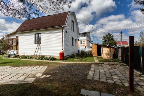 Арт. 66034781 Предлагается к покупке ГОТОВЫЙ ДОМ-дача во Всеволожском районе. СНТ Красный Октябрь, массив Северная Самарка О ДОМЕ: Дом из бруса. Готов к проживанию. Материал стен брус, снаружи отделан сайдингом. Фундамент-ленточный, бетонные блоки. В...