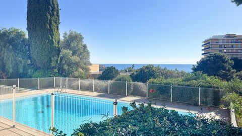 Résidence sécurisée avec piscine