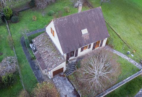 24440 Beaumont-du-Périgord ,Jolie maison de 110 m² , garage, cave et jardin 1autour, proche centre-ville à pied Prix de vente : 157.500 Euros HAI (honoraires inclus de 7500 Euros TTC à charge de l'acquéreur soit 5% soit 150000 Euros hors honoraires)....