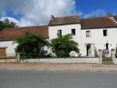 Located in the town of La Petite Marche (allier) Traditional house with outbuilding and land