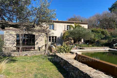 Charm and beautiful appointments, you will fall in love with this beautiful house with exposed stones, in a quiet setting on 3 ha of land in meadows and chestnut groves, 3 km from the village of La Garde Freinet, breathtaking views of the countryside...