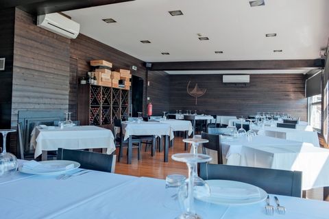 Excellent opportunity! Building to work as a restaurant and Hostel. Renowned and modern restaurant, duly licensed with capacity for 120 people. Splendid, fantastic and with several awards in the gastronomic area this wonderful restaurant is in full o...