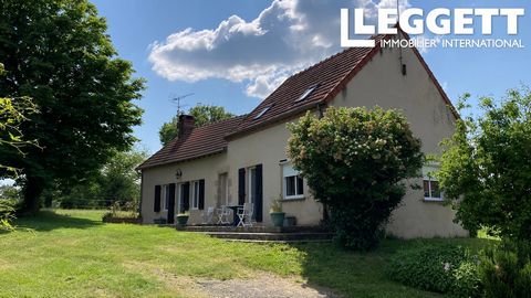 A21550DJ03 - Renovated farmhouse with a quirky character and retaining many original features. It is ready to move into. The older part of the farmhouse dates from the 1760s, and features the lounge with its original oak beams, whilst the newer half ...