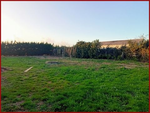 Your Noovimo advisor Michael FOUQUET ... mfouquet@noovimo,fr offers: A building plot of about 720 M2, excluding subdivision near the village of St Christophe du Ligneron. , fenced at 75% with well, not serviced, It is not fixed COS. Boundary in progr...