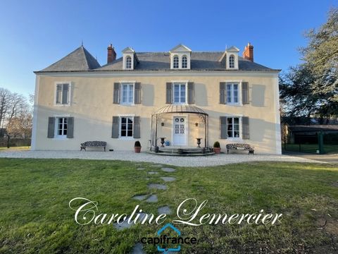 Dpt Sarthe (72), à vendre proche de LA FERTE BERNARD Château 400 m², 7 chambres - Terrain de 1,5 hectare avec piscine