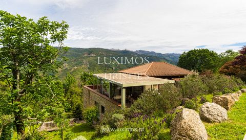 The meticulous reconstruction of an old stone farmhouse from 1859, transformed this property, into a beautiful country house , fully modernized and with all kinds of amenities, for sale , in Vieira do Minho . The reconstruction involved local masons ...
