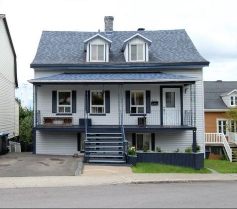 Duplex offering a large 6.5/n/rideal for a currently free owner-occupier and a 4.5 that can be released. Close to the hospital and the Levis crossing. INCLUSIONS Light fixture, outdoor shelter EXCLUSIONS --