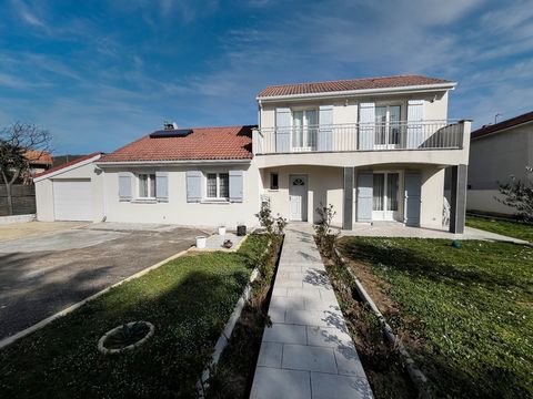 Dpt Isère (38), à vendre SAINT MAURICE L'EXIL maison P6 de 133,6 m² - Terrain de 782