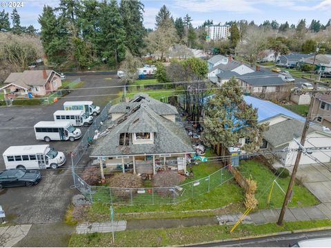 Unique Opportunity: Reimagine and Rebuild! Presenting a one-of-a-kind property with untapped potential. This fire-damaged home, located in a prime residential and commercial zone, invites visionary investors and homeowners alike to breathe new life i...