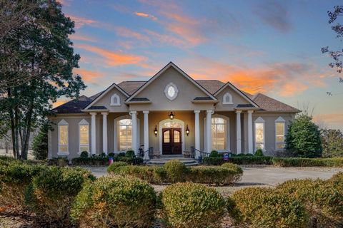 Discover this custom-designed gem with a BRAND NEW ROOF, nestled by the prestigious Clarksville Country Club. Ideal for golf lovers or those who relish picturesque views, this home offers luxury and serenity. The home is perfect for both grand-scale ...