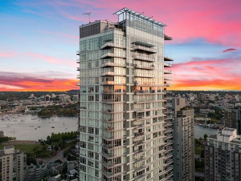 Experience coastal sophistication and urban convenience in this luxurious 3-bed, 3.5-bath (+ office, Den, 4 parkings and 2 lockers), a rare opportunity to own nearly half of the 41st floor of The Mark. Steps from the sea wall, you'll be surrounded by...