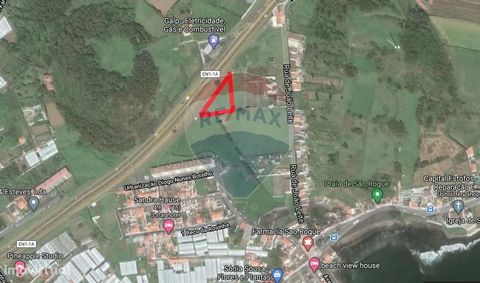 Rustic land with 2080m2 located in Canada dos Barreiros, in the parish of São Roque (Rosto do Cão), in the municipality of Ponta Delgada. This land is very close to the expressway. Good opportunity!!!