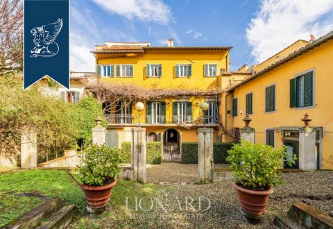 In the charming Florence, famou for its beauty, history and art, there is this luxurious apartment for sale on the ground floor and first floor of a wonderful historical building. Its elegance can be admired from the entrance, with a splendid 4,000-s...