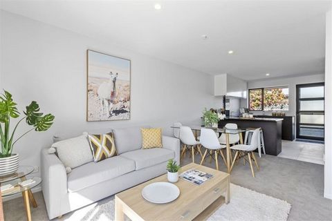 Discover your ideal residence, strategically situated in close proximity to the vibrant city centre, offering an unparalleled living experience. Reasons to buy this lovely home: Near-new 2 bedrooms, 1 bathroom plus a seperate secure garage. Perfect f...