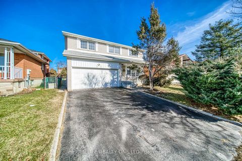 Your dream home awaits you! 4 bedrooms, 4 bathrooms, full size car garage, hardwood floors, ceramic tiles in bathrooms and kitchen, wood burning fire place in family room. AMAZING FLOATING STAIR CASE RARELY SEEN IN THIS SUBDIIVISION, solid brick cons...