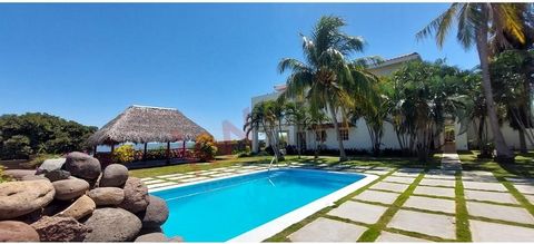 Take a look at this fully furnished property, which is located in the charming colonial city of Granada, in the heart of Nicaragua. It offers a perfect mix of luxury and relaxation, as well as easy access to the city's vibrant life. This ideal locati...