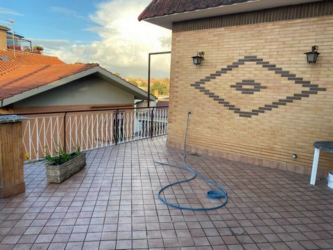 Roma Boccea in the Montespaccato area we offer a beautiful bright PENTHOUSE with four exposures and habitable terraces. The apartment is composed as follows: large entrance hall, double living room, large kitchen with fireplace, two double bedrooms, ...