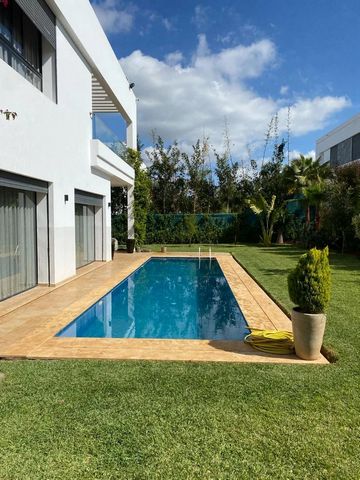 Located in Rabat. For sale in the El Menzeh district, near km 15 of Med VI Avenue, this contemporary villa offers a luxurious and comfortable living experience on a living area of 525m². The property is harmoniously divided between a ground floor of ...
