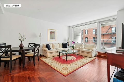 At last on the market, a spacious and comfortable one-bedroom apartment that opens onto a private outdoor terrace at the prestigious Heritage Condo on Riverside Boulevard. Apartment 6N features beautiful herringbone parquet floors throughout the apar...