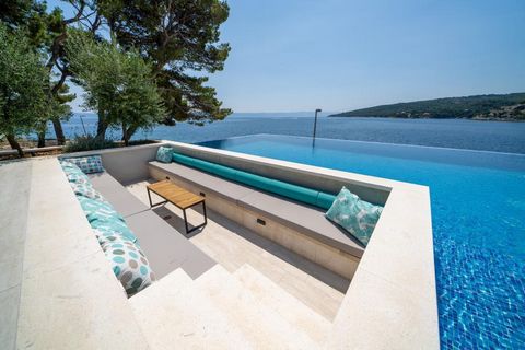 New villa on the 1st row to the sea on Brac island, with boat mooring! In the quaint island haven of Brač, perched in a commanding position, a newly erected modern luxury villa emerges, claiming the first row to the sea. Just a leisurely stroll from ...
