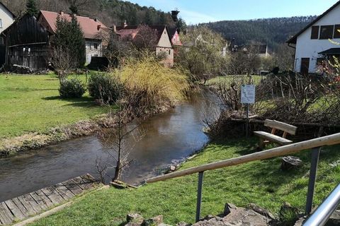In Rhineland-Palatinate, experience the beauty of the Southwest Palatinate, the Dahner Felsenland and the Hauenstein holiday region. Holiday apartment in a new building (2020) of 60m² in Hinterweidenthal for 1-4 people (2 bedrooms), bathroom with sho...