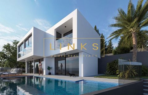 Discover your dream retreat in this modern villa under construction in charming Ribeira Brava. With stunning panoramic ocean views, this property offers an exceptional living experience, combining contemporary elegance with luxurious amenities. As yo...