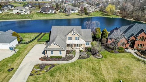 This custom built home in Chestnut Hills and you will wow you with the beautiful natural woodwork throughout (including beautiful 5 inch plank cherry wood floors), updated kitchen and amazing view of the pond. When you walk in, you will find the dini...