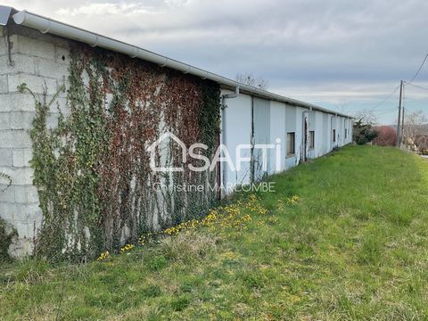 Disused hangar with a surface area of around 800sqm (new roof), on a plot of 4300sqm for complete conversion, from mechanical workshop to exhibition gallery, including, why not, the creation of a loft. For the inspired designer. Existing water, elect...