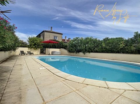 Romain Lefranc vous propose de découvrir rapidement cette magnifique demeure composée d' une maison principale d'environ 250 m² et d'une maison de 60m2 totalement indépendante chacune dispose de sa propre piscine, le tout intégralement rénové. La mai...