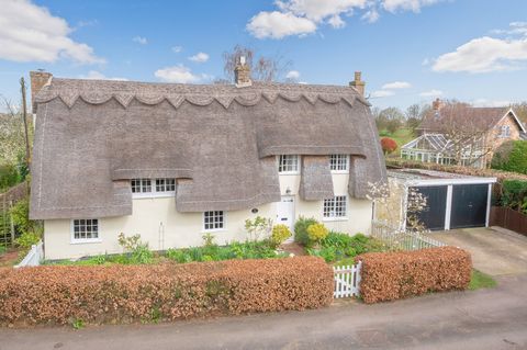Nestled within the idyllic village of Papworth St Agnes, this charming Grade II listed Chocolate Box cottage, dating back to the 17th century, exudes timeless appeal and character. Stepping into the welcoming sitting room, you're greeted by an abunda...